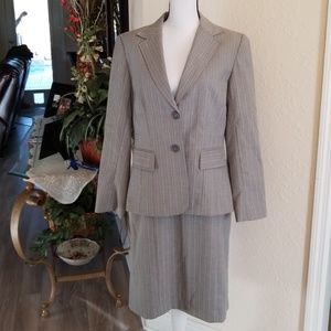 Jacket and skirt suit